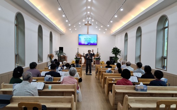 부흥회 참석 성도들 모습